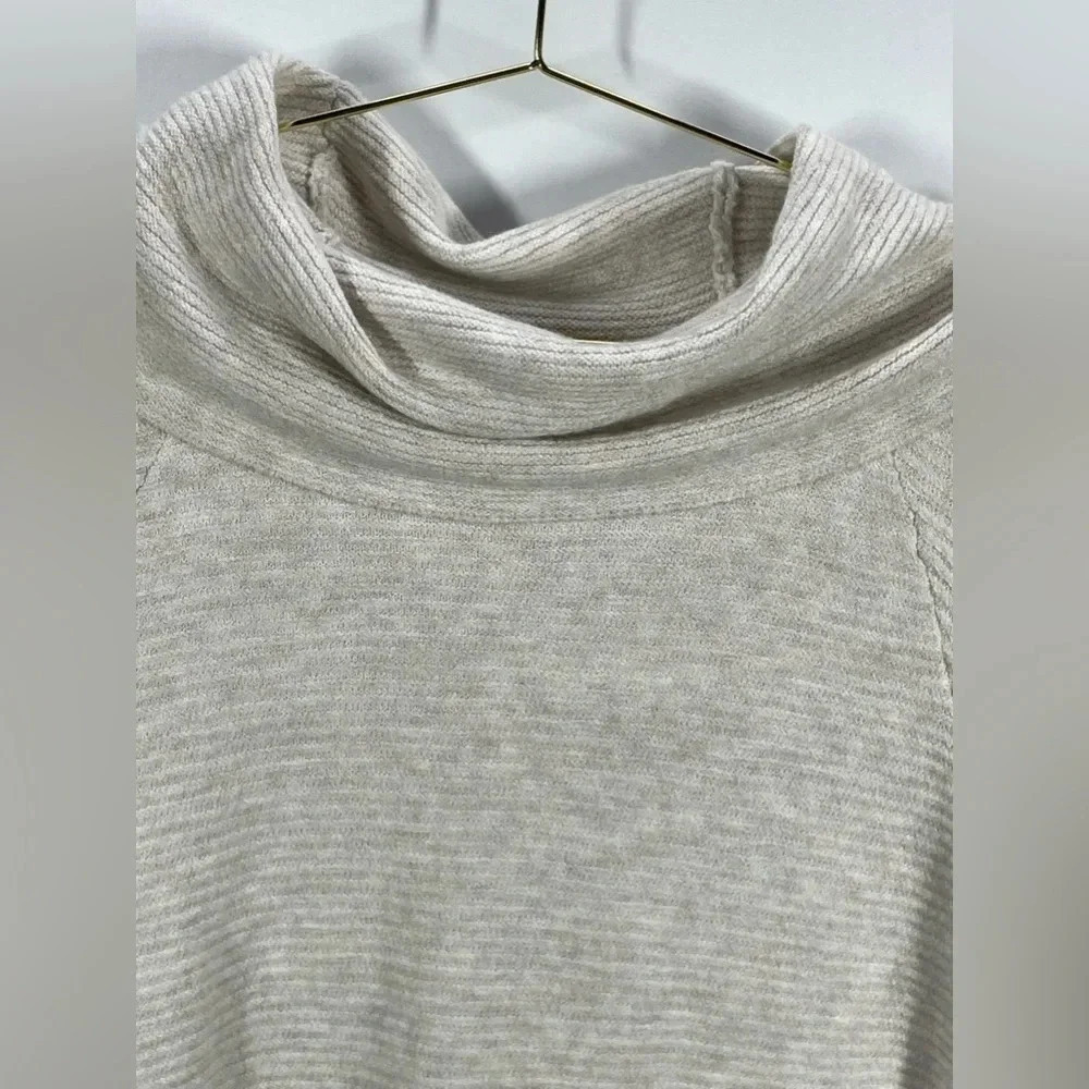 Loft Ribbed Turtle Neck Pullover Sweater - Picture 3 of 6